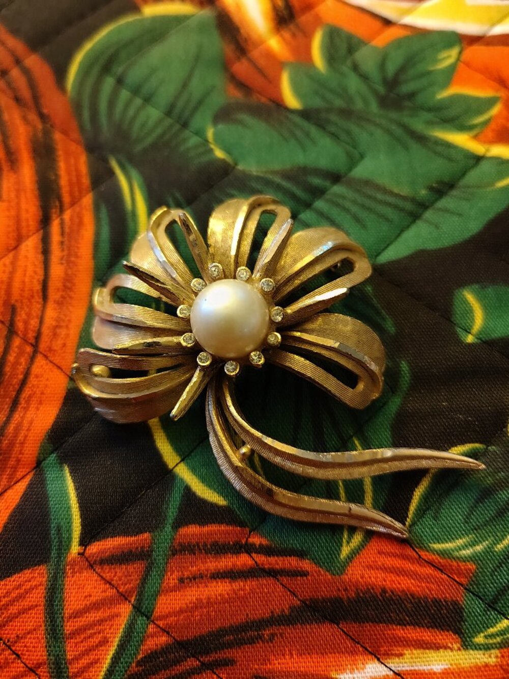 Ladies pin